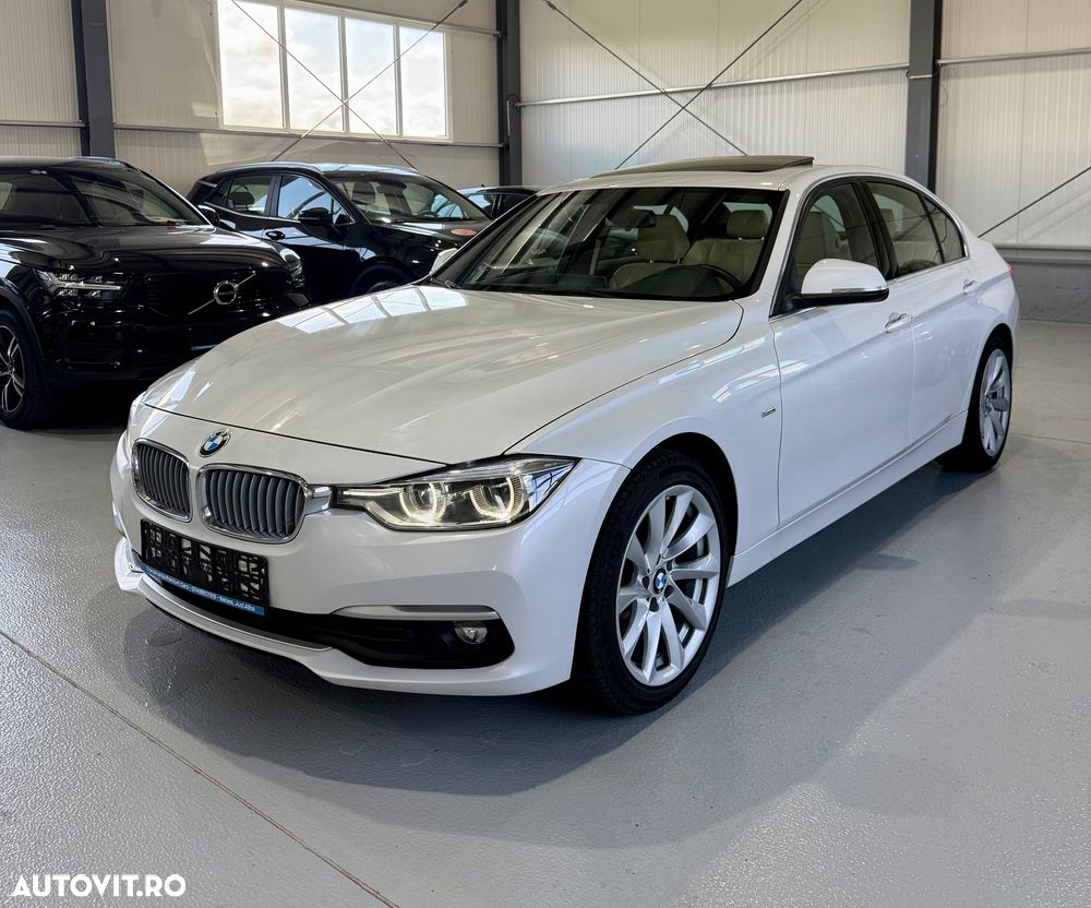 BMW Seria 3 318i Aut. Luxury Line - 2