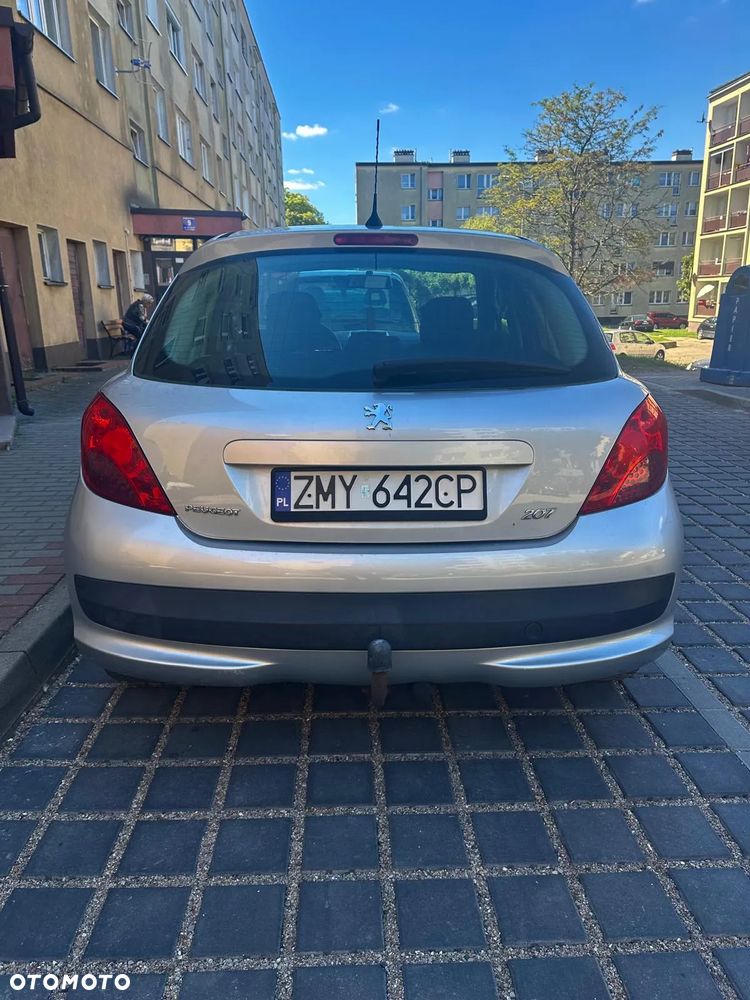 Peugeot 207 1.4 16V Presence - 3