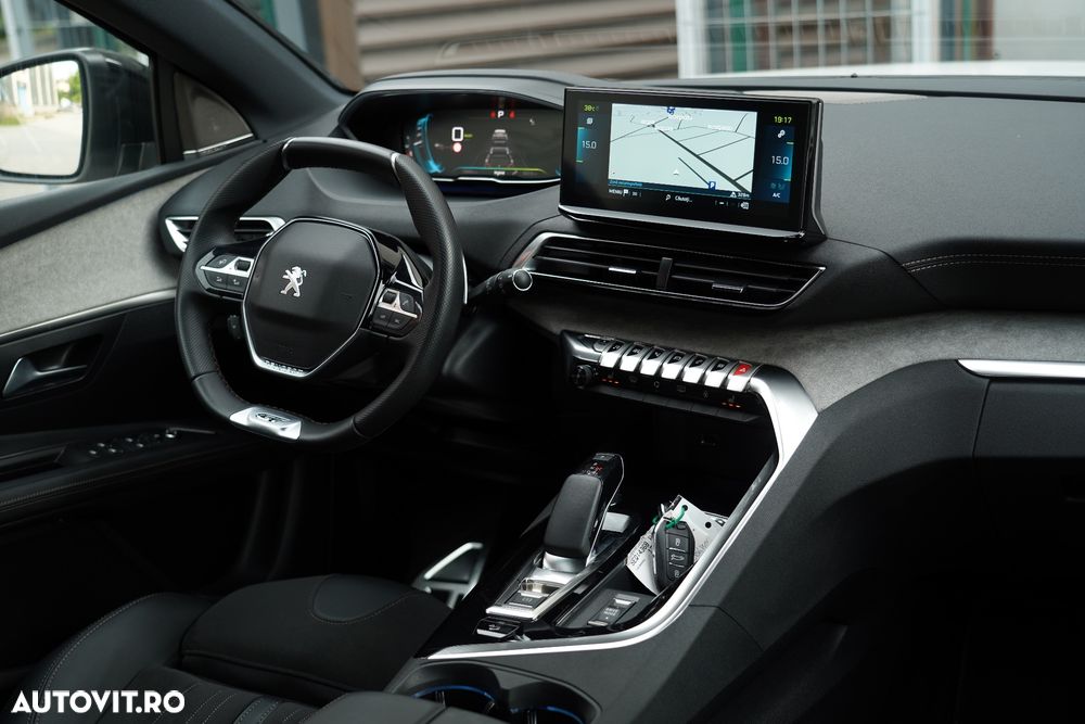 Peugeot 3008 PHEV EAT8 4X4 GT Pack - 20