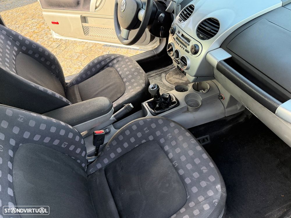 VW New Beetle 1.9 TDi Highline - 25