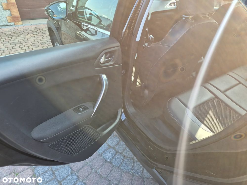 Peugeot 2008 PureTech 110 Stop&Start Allure - 9