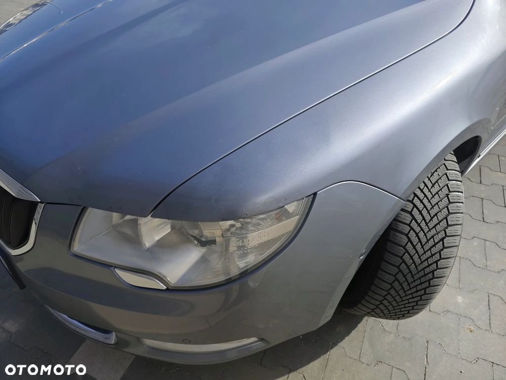 Skoda Superb 1.8 TSI Elegance DSG - 9