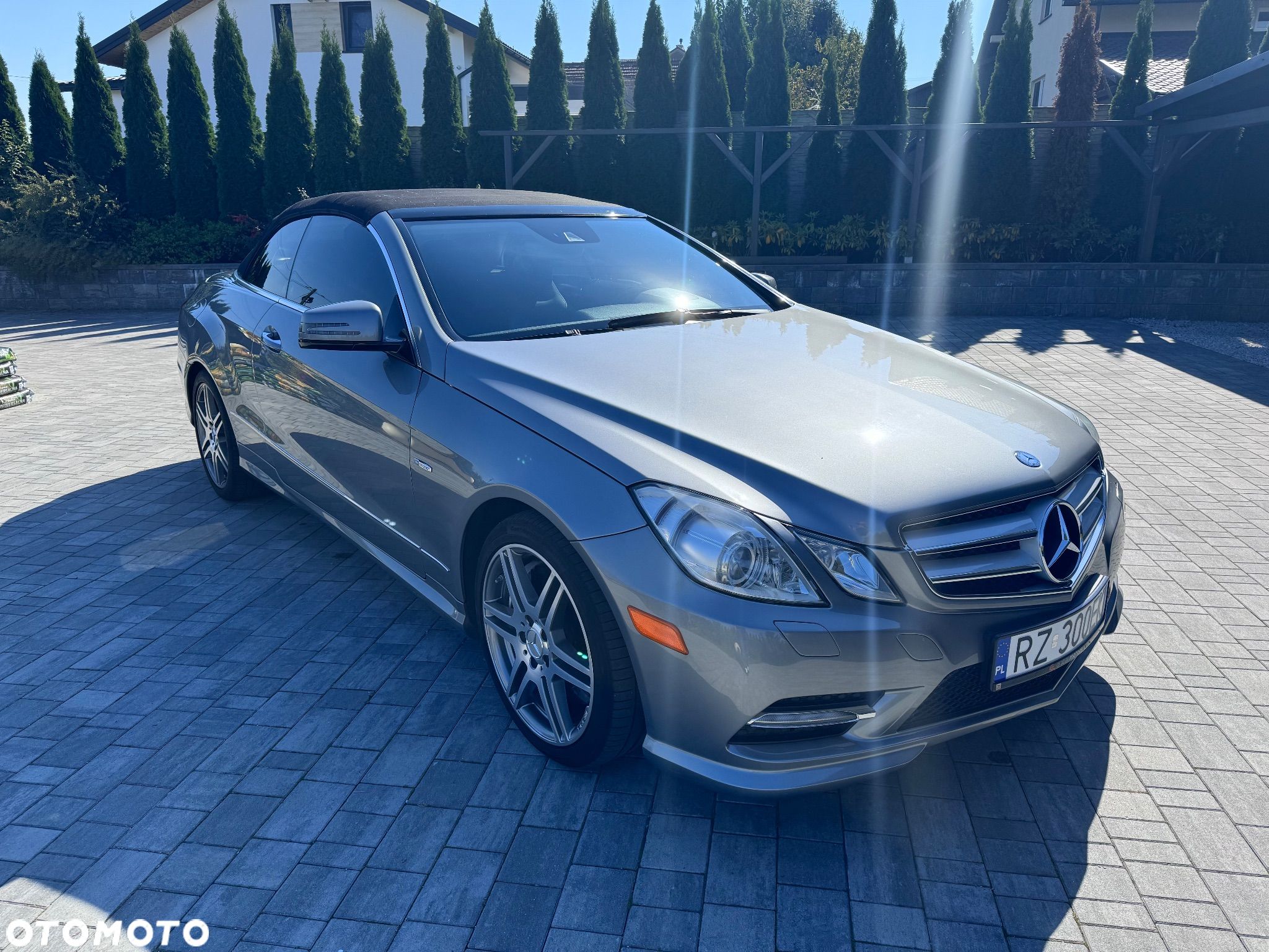 Mercedes-Benz Klasa E 500 Cabrio 7G-TRONIC - 1