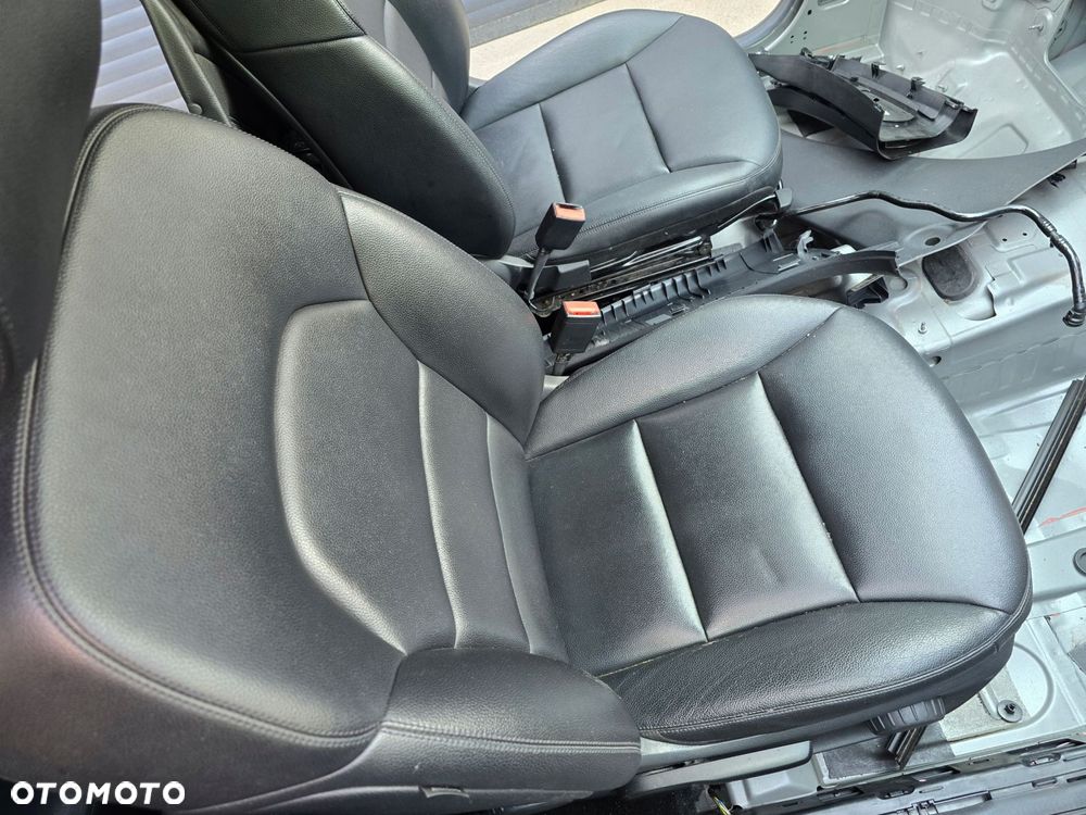 MERCEDES B W246 FOTELE KANAPA TUNEL CZARNA SKÓRA - 10