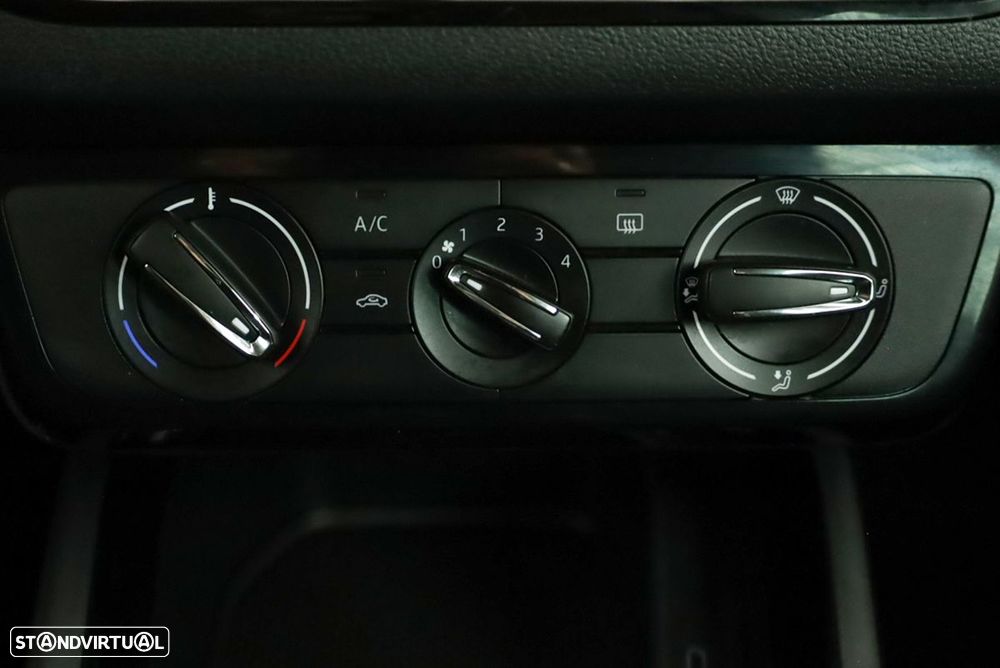 Skoda Kamiq 1.0 TSI Selection DSG - 12