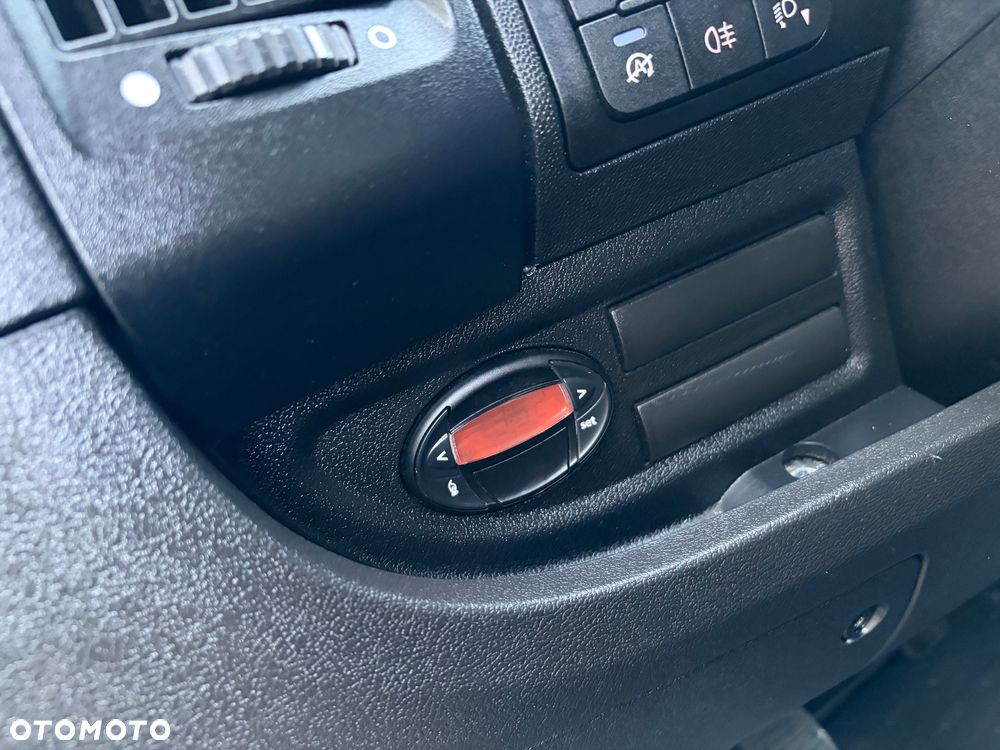 Opel Movano - 10
