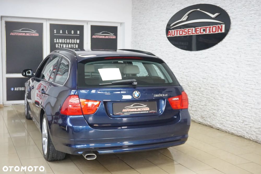 BMW Seria 3 320d xDrive - 6