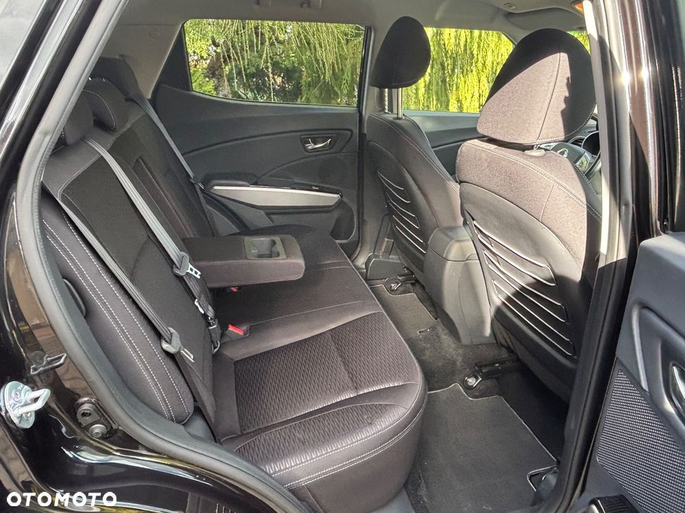 SsangYong/KGM Tivoli e-XGi 160 2WD Black+White - 13