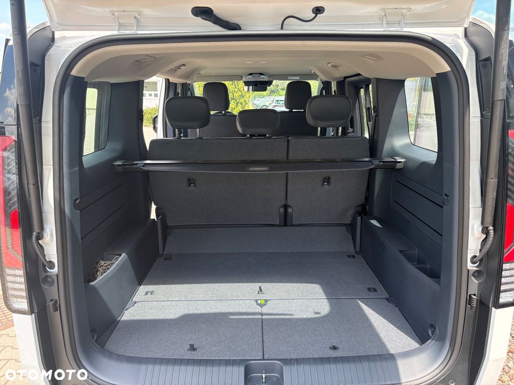 Kia PV5 - 17