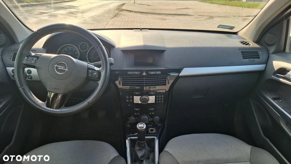 Opel Astra 1.6 Edition 111 Jahre - 6