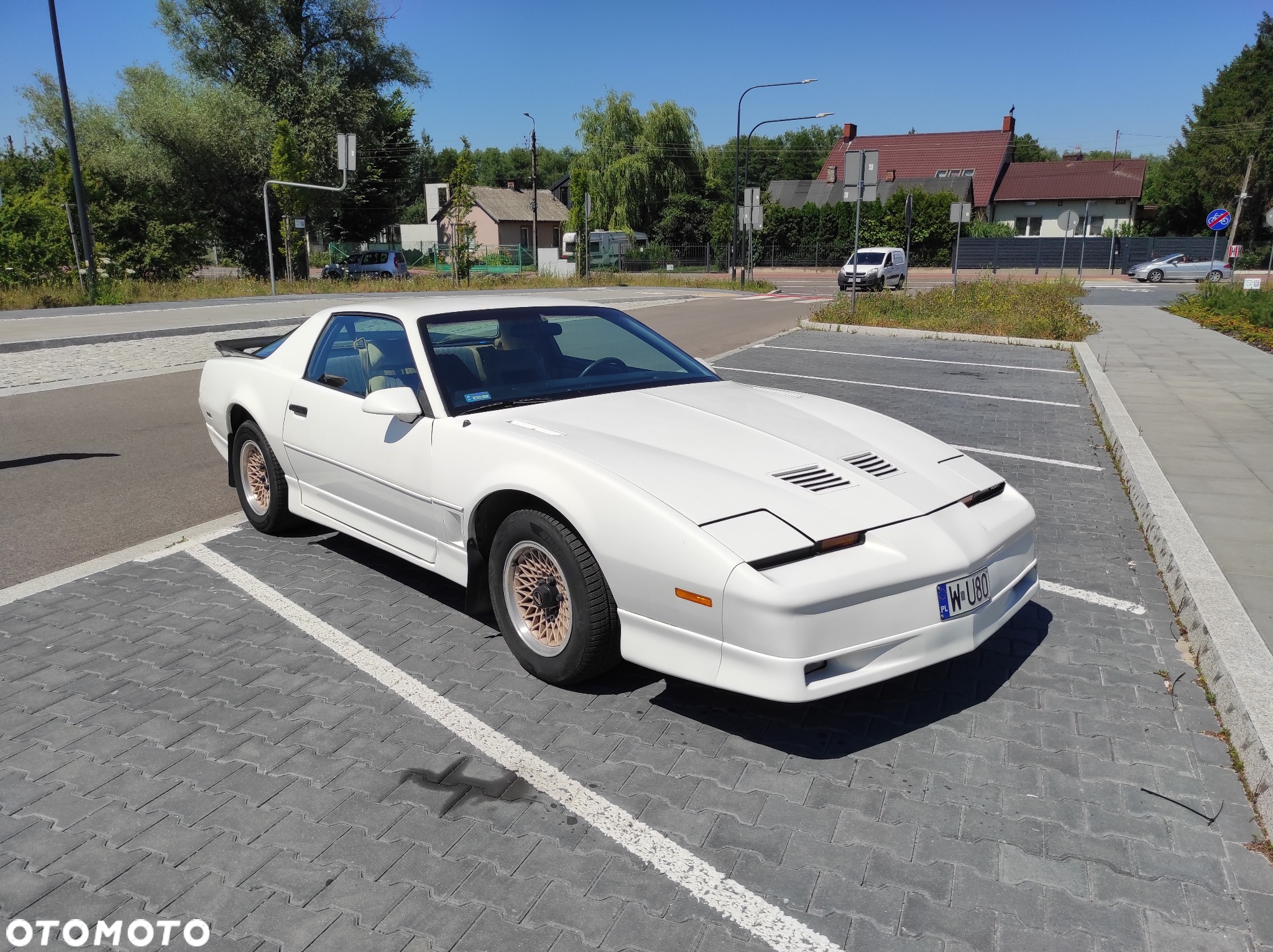 Pontiac Firebird - 12