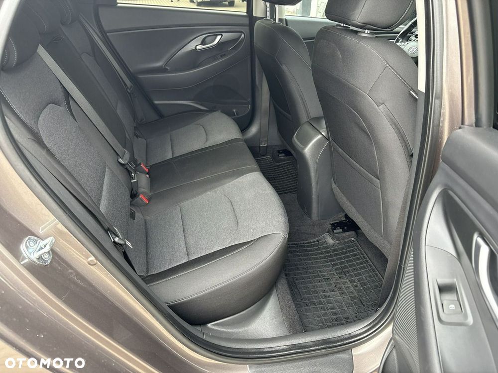 Hyundai i30 - 17