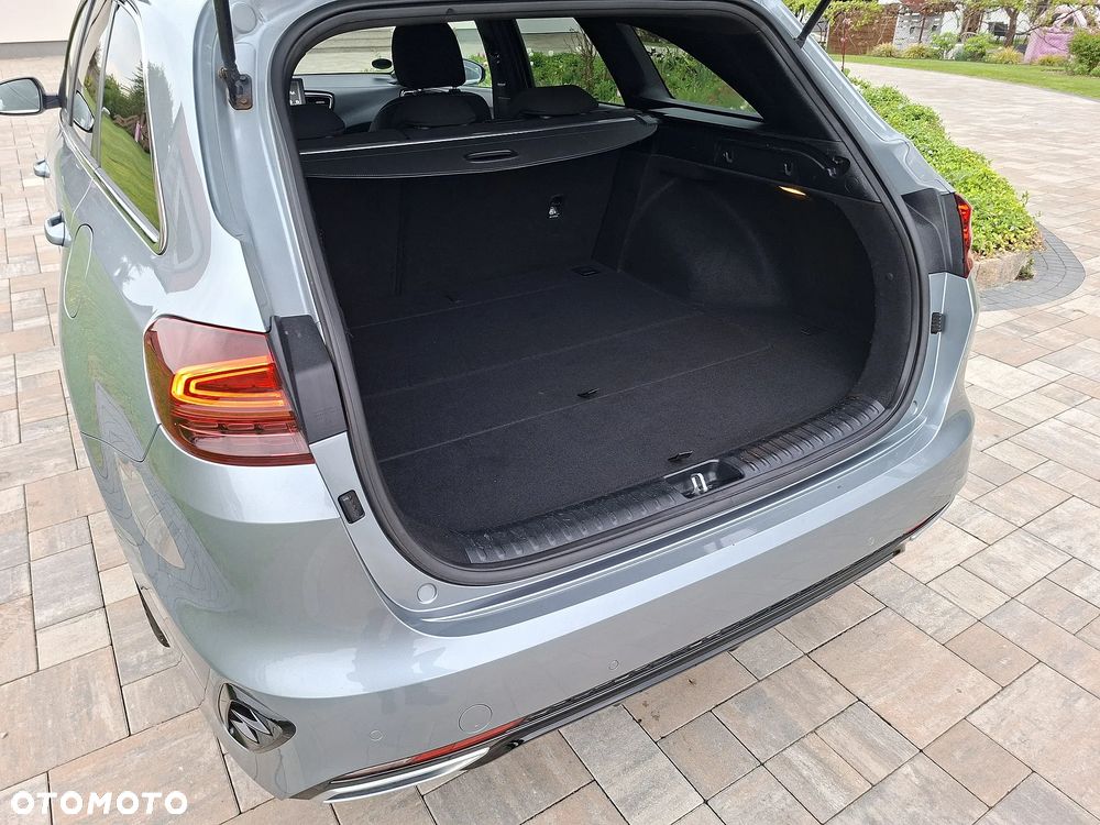 Kia Ceed 1.6 CRDi DCT GT Line - 28