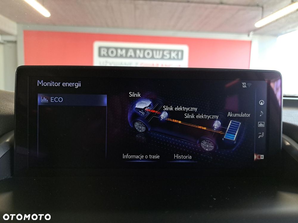 Lexus NX 300h Business Edition AWD - 23