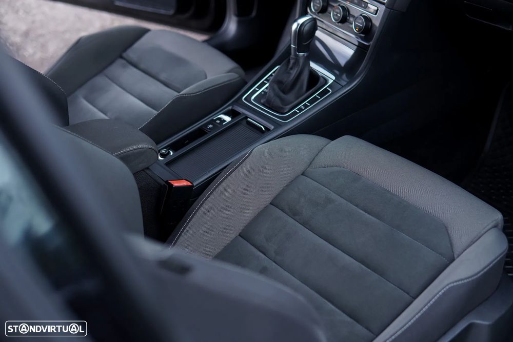 VW Golf 1.6 TDI R-Line DSG - 58