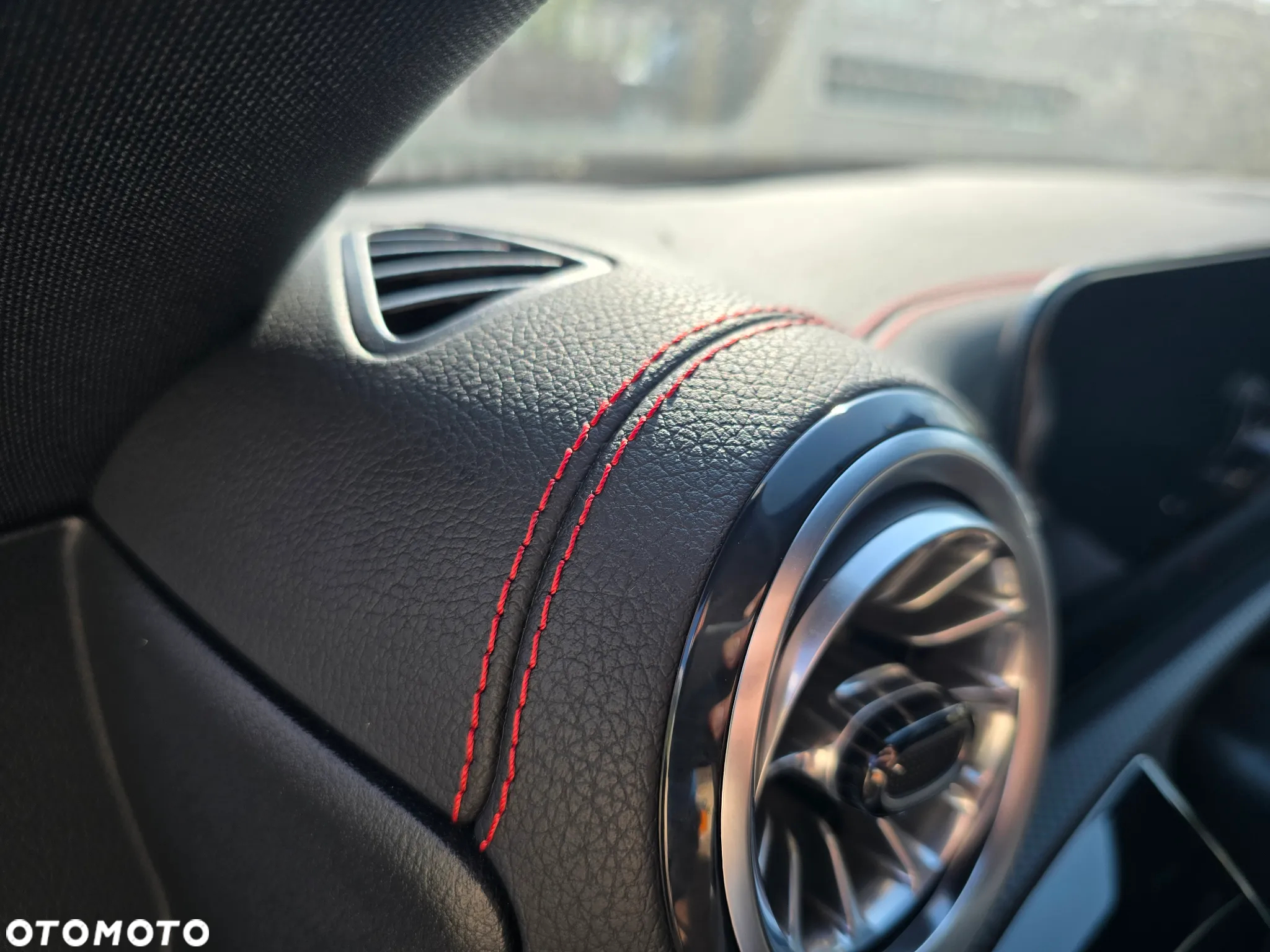 Mercedes-Benz CLA 200 AMG Line 7G-DCT - 12