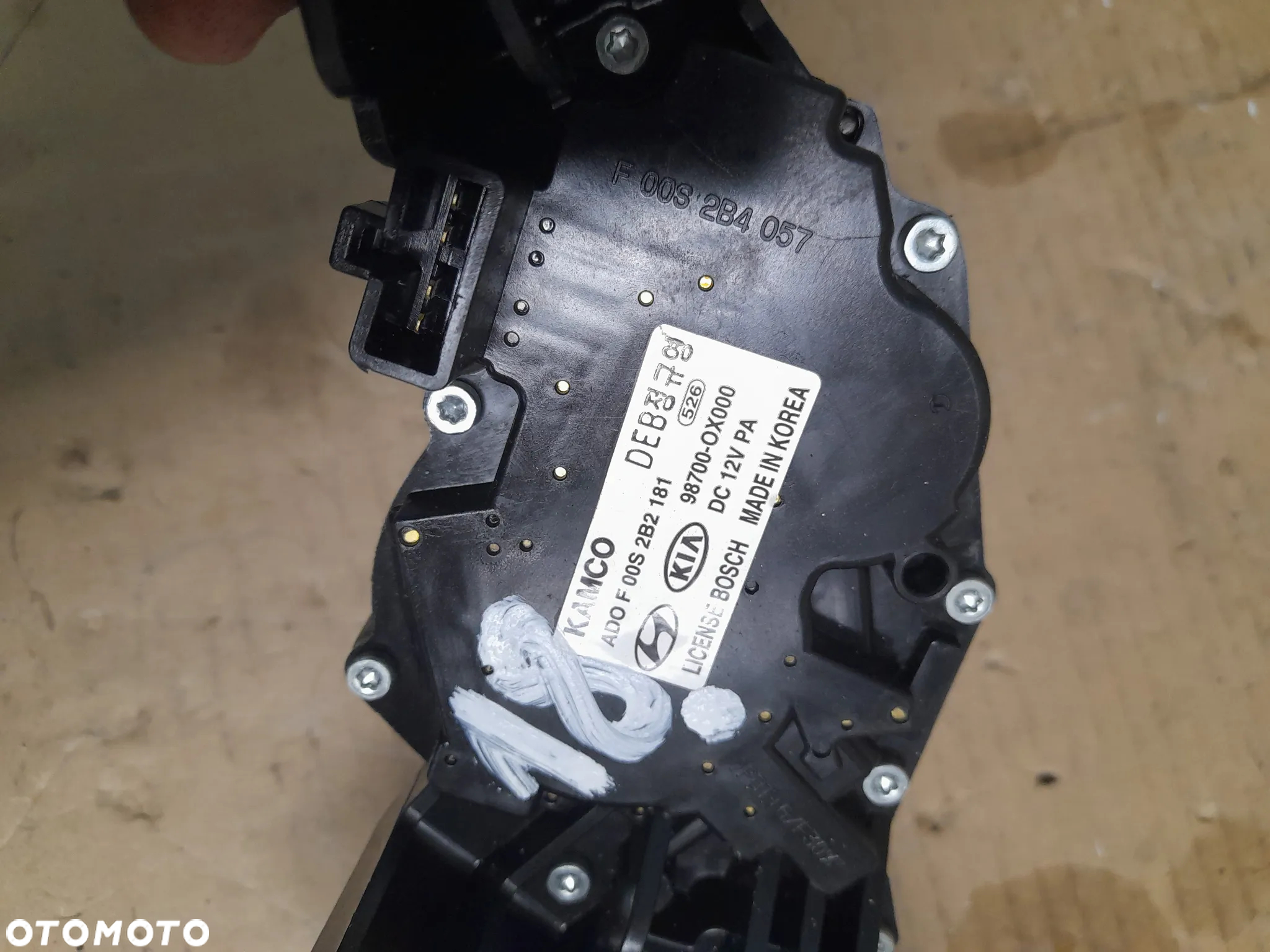 SILNICZEK WYCIERACZKI TYŁ HYUNDAI I10 nr 98700-0X000 98700-OX000 - 6