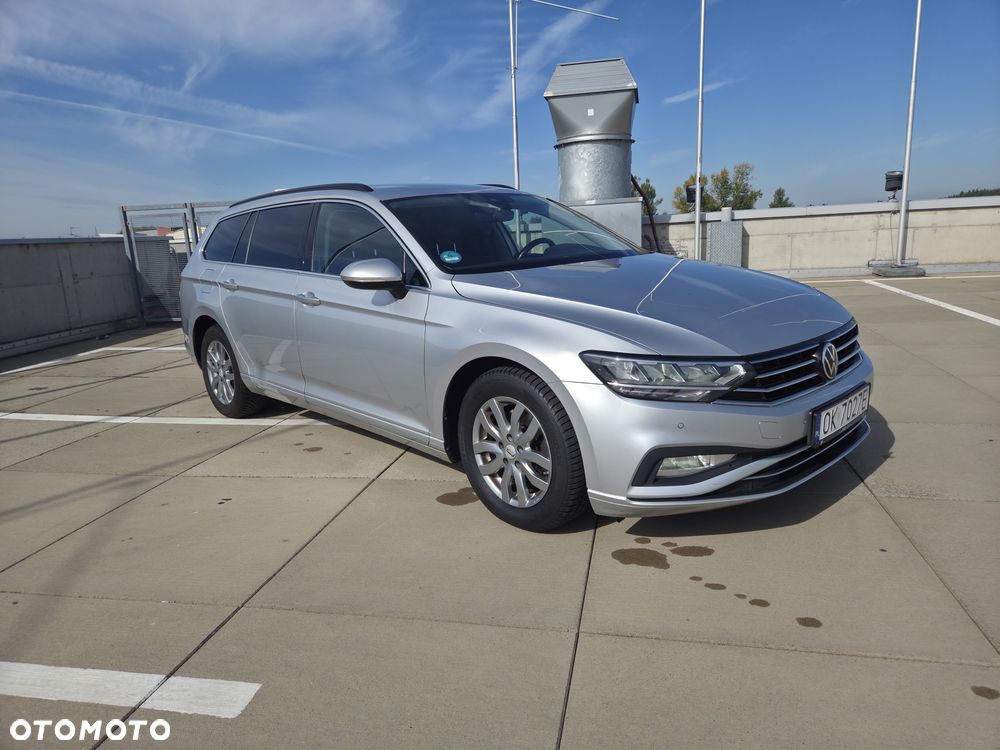 Volkswagen Passat 2.0 TDI SCR DSG Business - 10