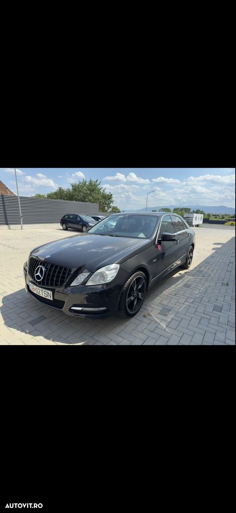 Mercedes-Benz E - 5