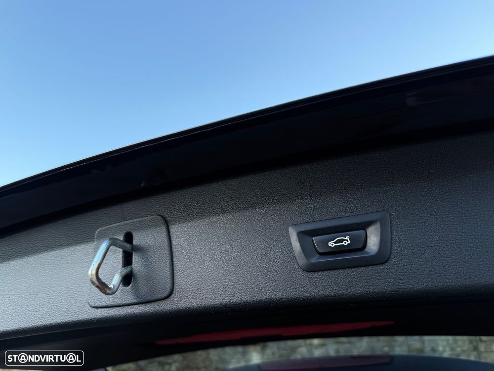BMW X1 16 d sDrive xLine Auto - 34