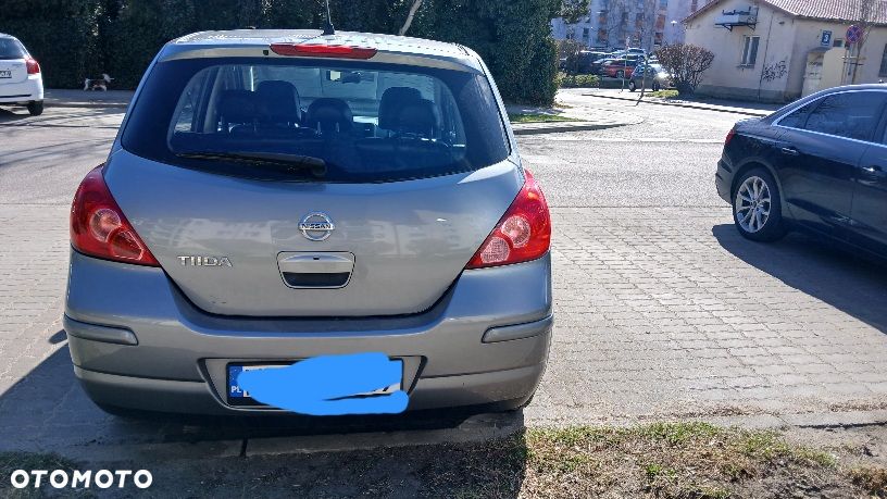 Nissan Tiida - 7