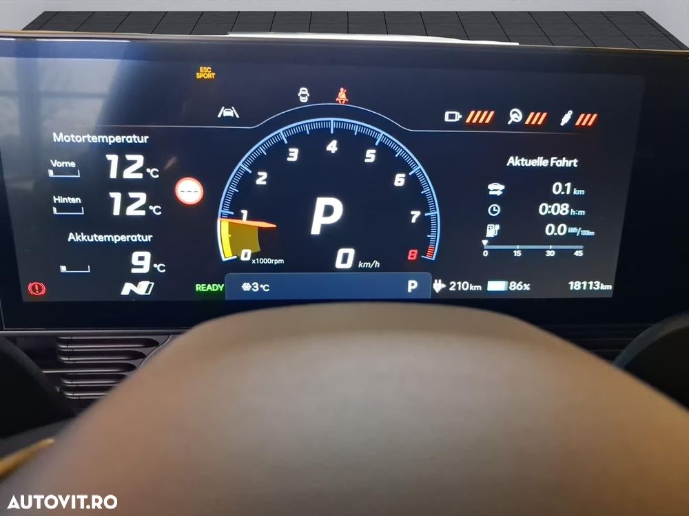 Hyundai IONIQ 5 - 12