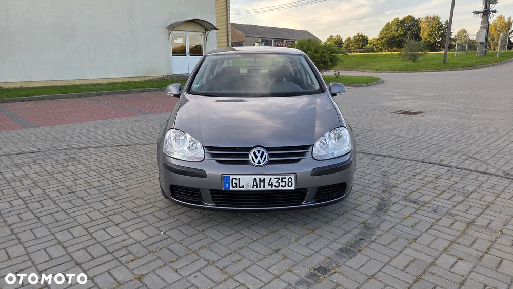 Volkswagen Golf - 4