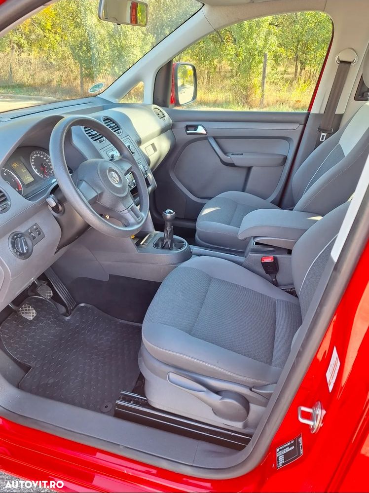 VOLKSWAGEN Caddy 2012 — imagine 9