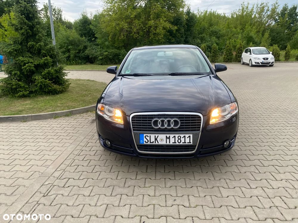 Audi A4 Limousine - 2