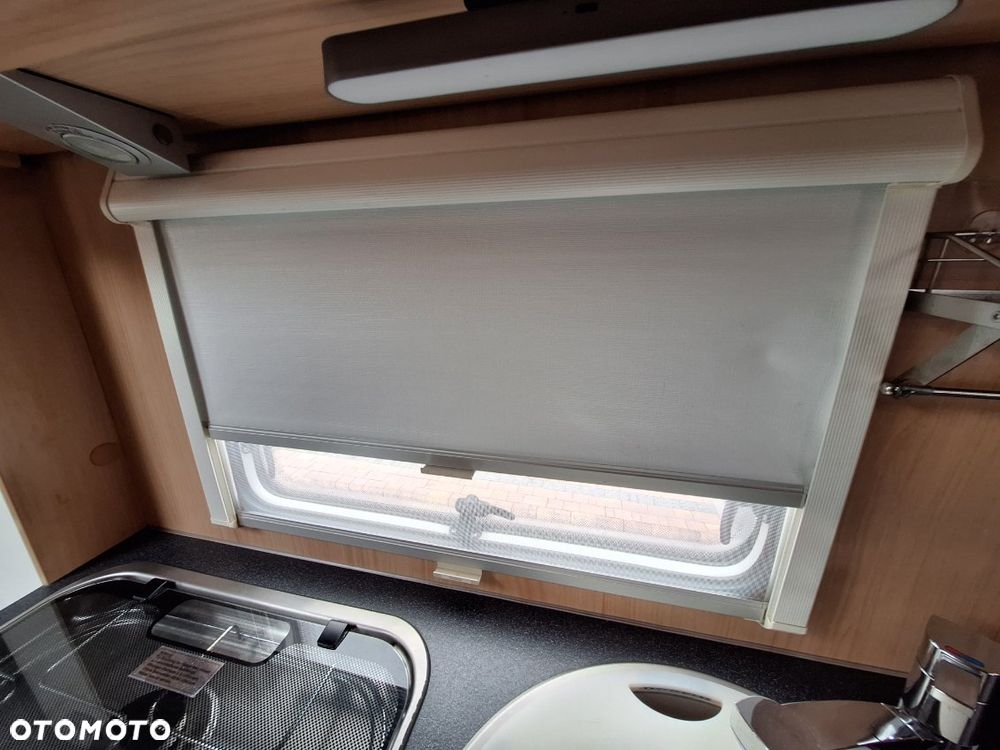 Carado T344 półintegra klimatyzacja hak - 36