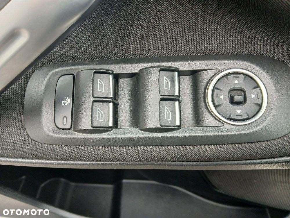 Ford S-Max 2.0 TDCi Ambiente - 16