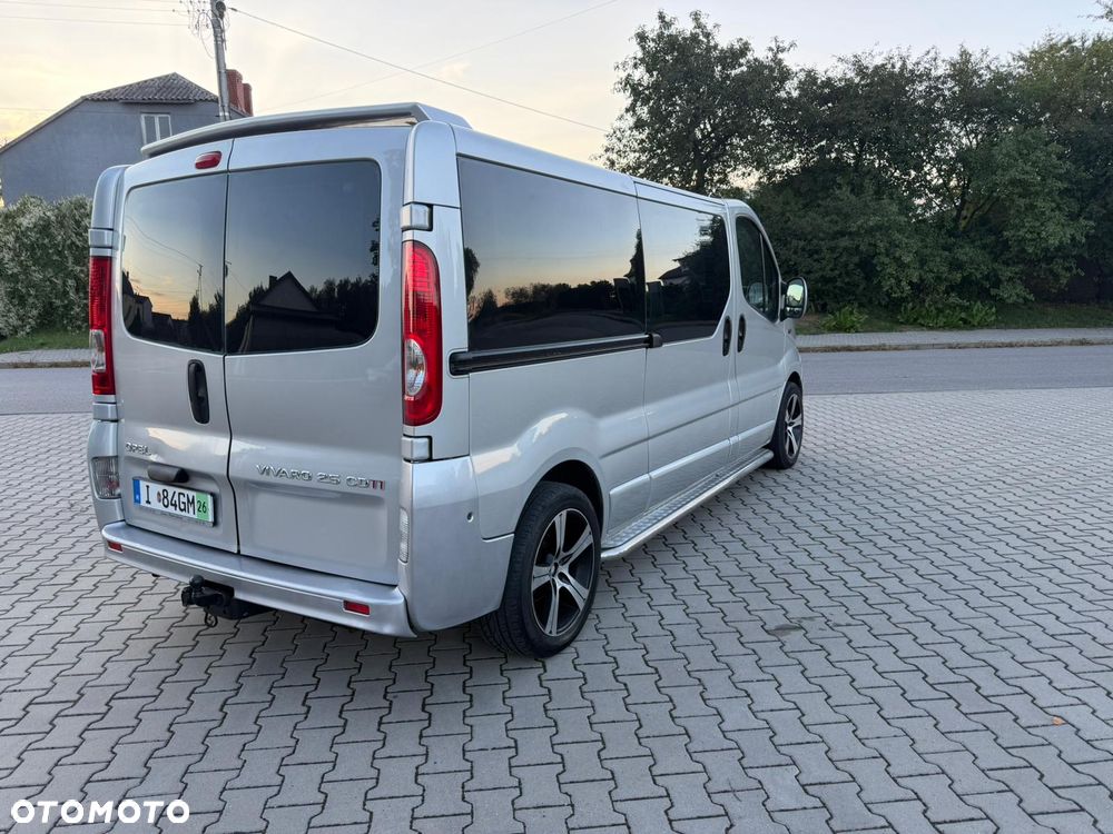 Opel VIVARO L2H1 Długi Klima Elektryka Tempomat Dubel Kabina Brygadówka Rury Serwis - 4