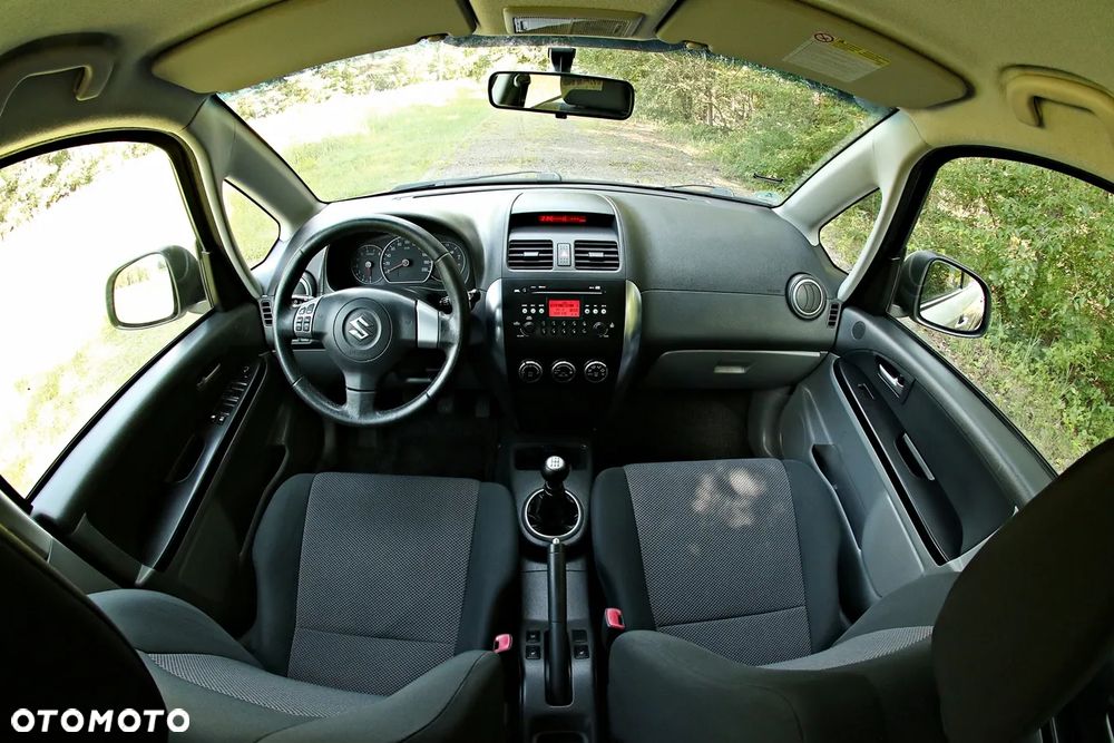 Suzuki SX4 1.6 VVT 4x2 City - 10