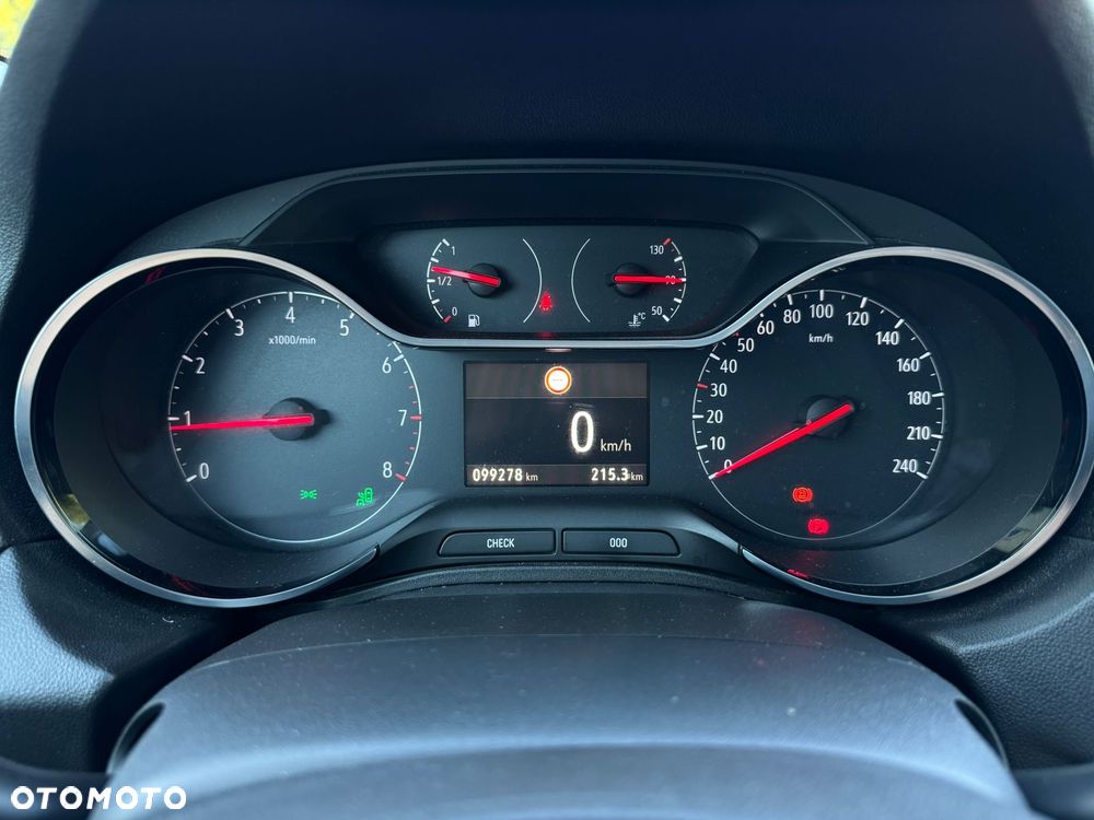 Opel Grandland X 1.2 Start/Stop INNOVATION - 19
