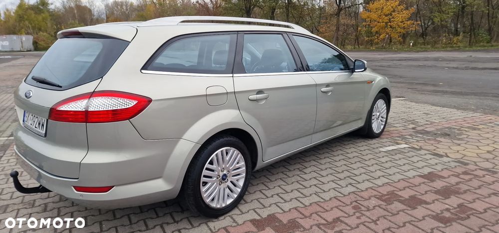 Ford Mondeo 2.0 FF Titanium - 22