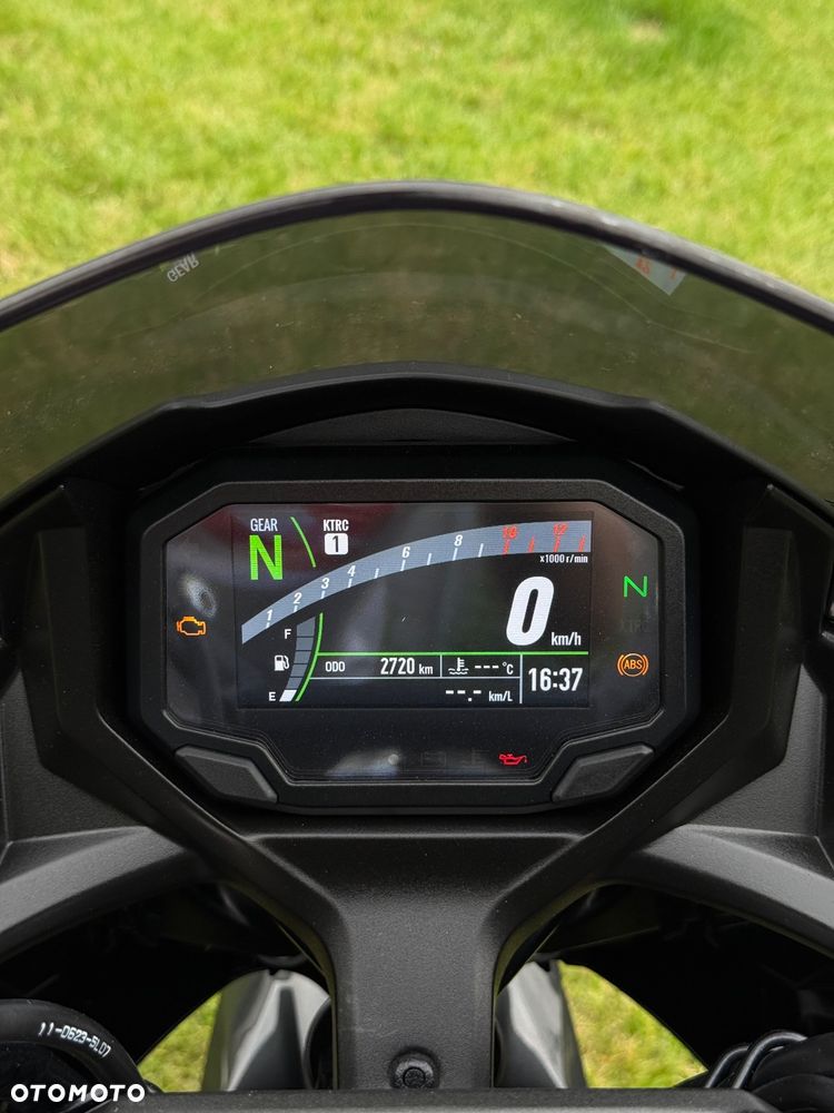Kawasaki Ninja - 23