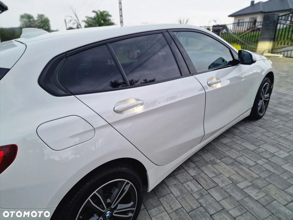 BMW Seria 1 120i Sport - 11