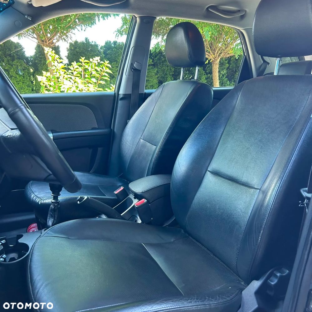 Kia Sportage 2.0 CRDI 2WD Attract - 28