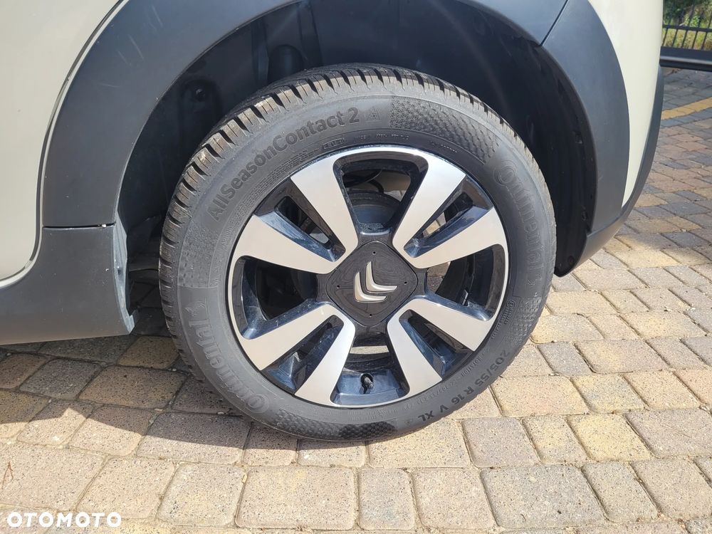 Citroën C3 1.2 PureTech Shine - 12
