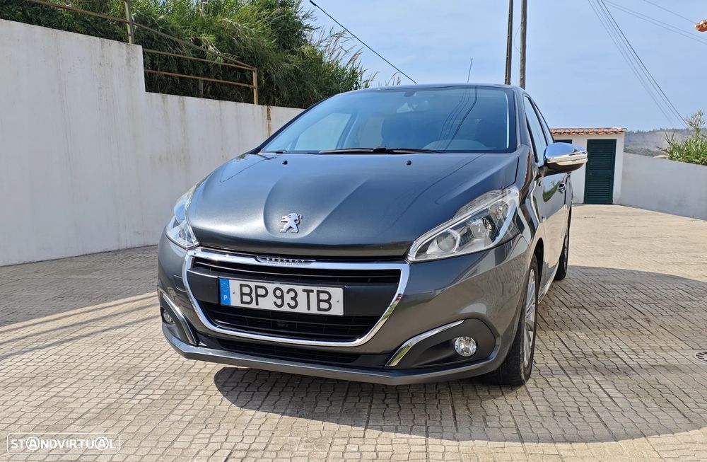 Peugeot 208 PureTech 82 Style - 1
