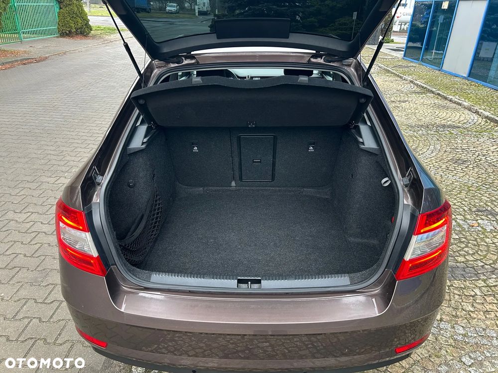 Skoda Octavia 1.5 TSI ACT Style - 10