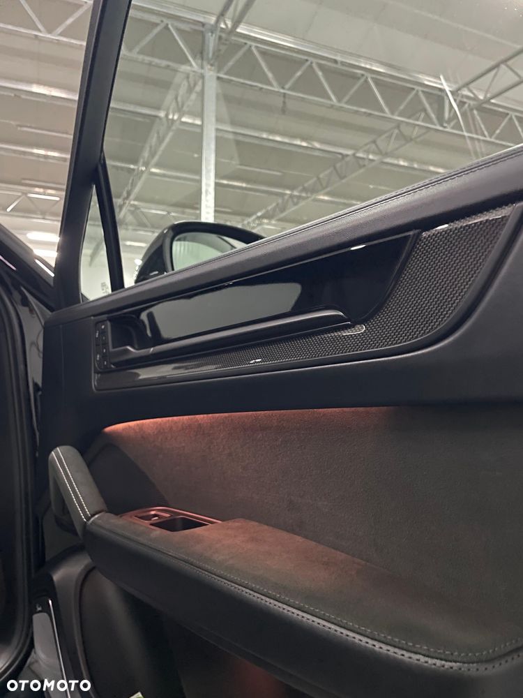 Porsche Cayenne - 27