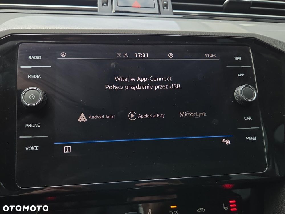 Volkswagen Passat Variant 2.0 TDI SCR Business DSG - 23