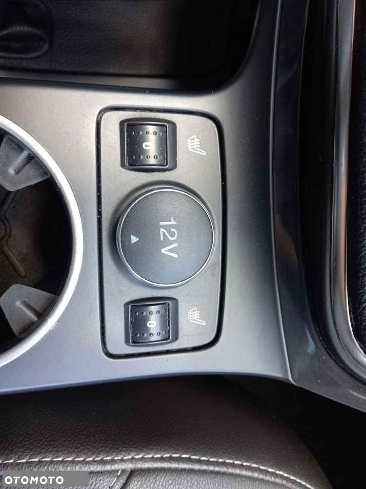 Ford Kuga 1.6 EcoBoost 2x4 Titanium - 31