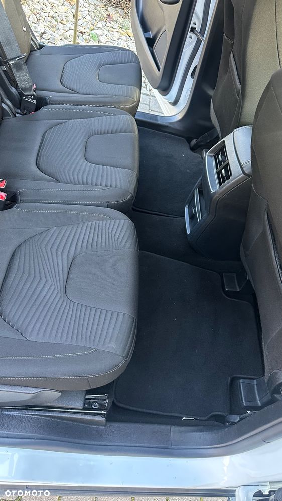 Ford S-Max - 4