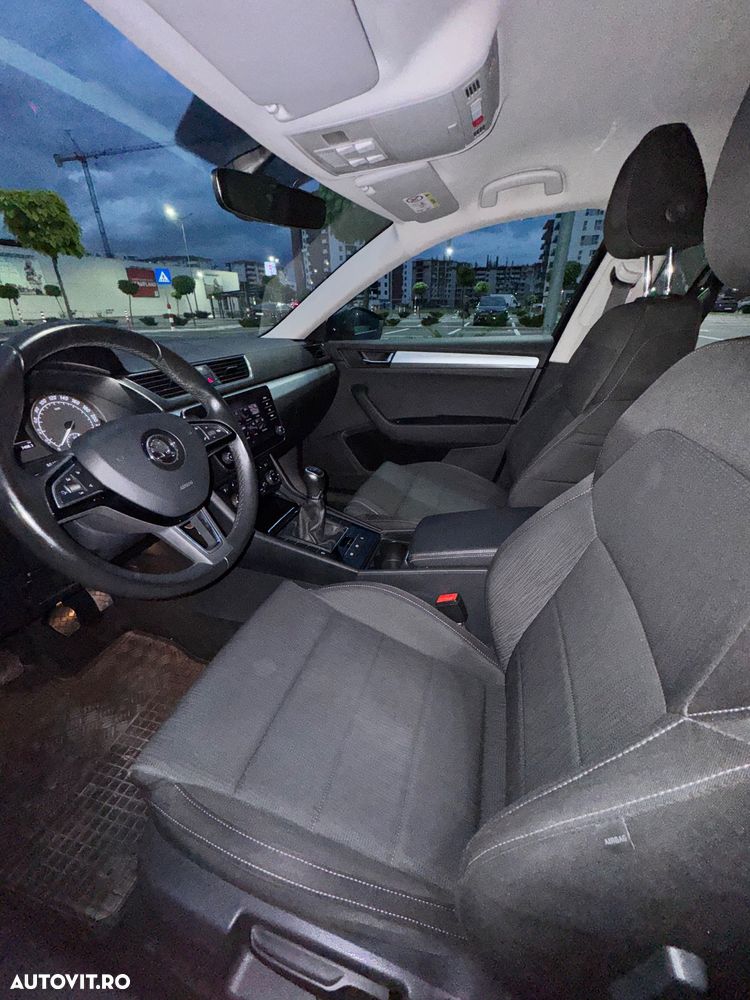 Skoda Superb 2.0 TDI Ambition - 12