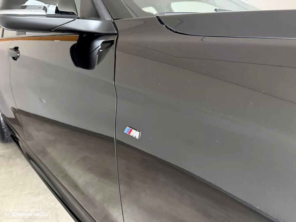 BMW 116 d Pack M - 38