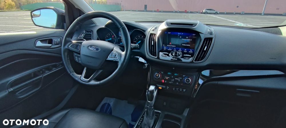 Ford Escape 2.0 EcoBoost AWD Titanium - 16