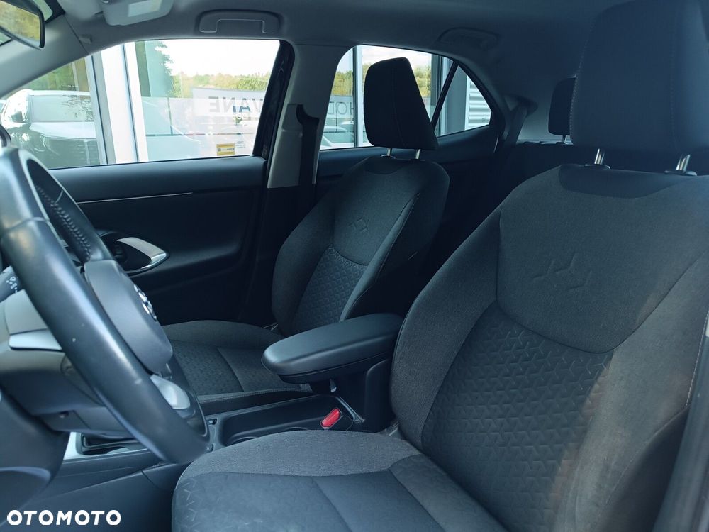Toyota Yaris Cross Hybrid 1.5 Comfort - 25