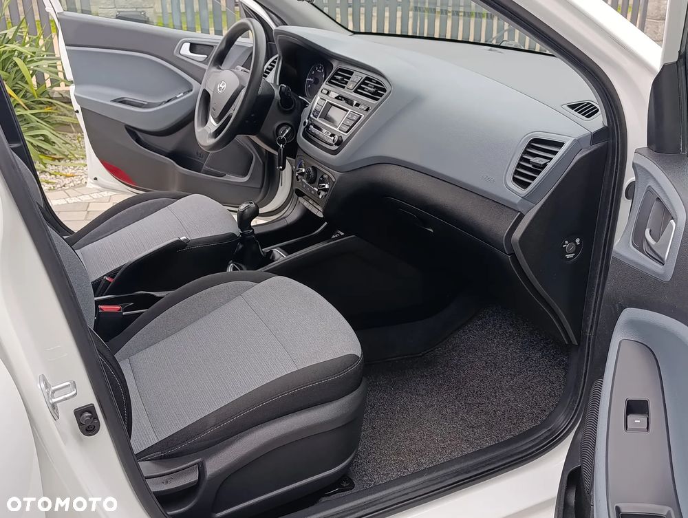 Hyundai I20 2016 photo 5